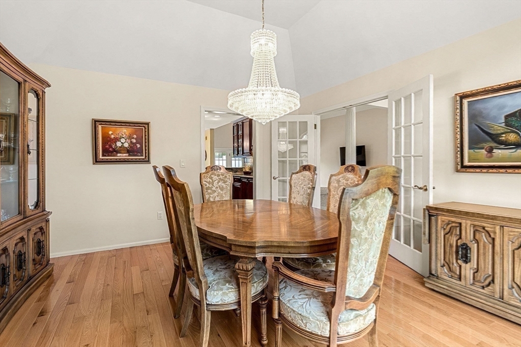 5 Concord Road Stoneham, MA 02180 - Photo 9 of 34