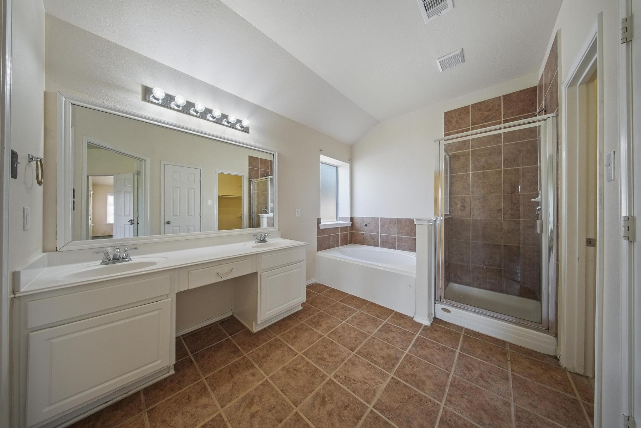 5015 Bridgecrossing Court Spring, TX 77379 - Photo 20 of 25