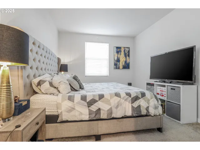 $349,999 | 11715 Southwest Valencia Lane, Unit 209, Wilsonville, OR 97070