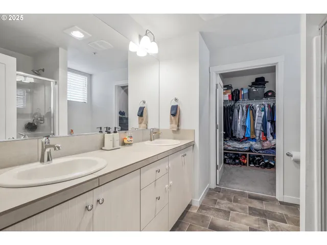 $349,999 | 11715 Southwest Valencia Lane, Unit 209, Wilsonville, OR 97070