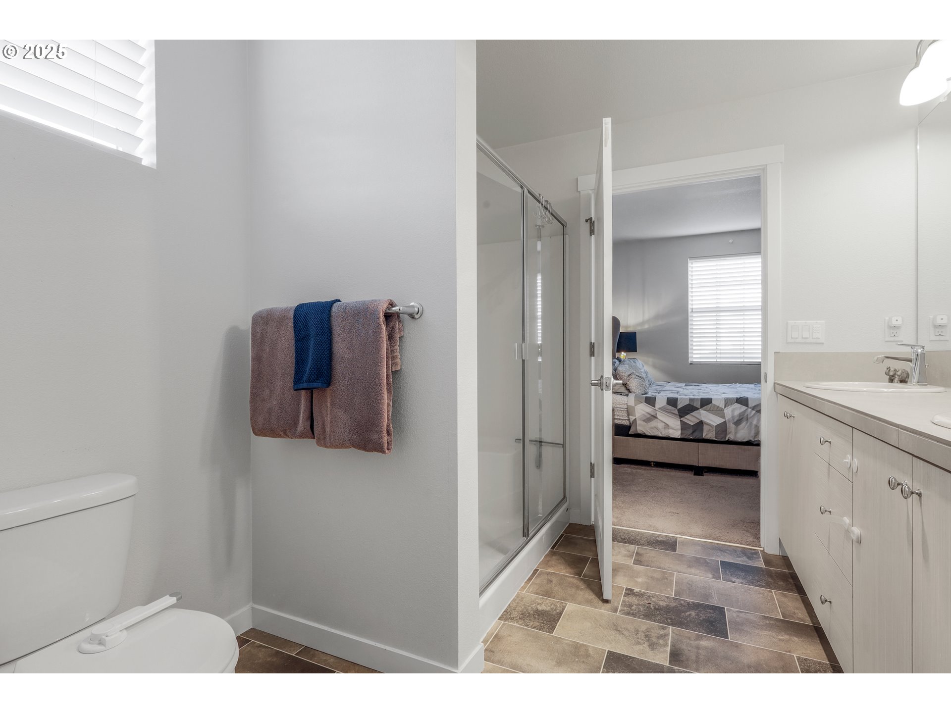 11715 Southwest Valencia Lane, Unit 209 Wilsonville, OR 97070 - Photo 14 of 22 Bathroom