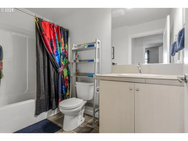 $329,999 | 11715 Southwest Valencia Lane, Unit 209, Wilsonville, OR 97070