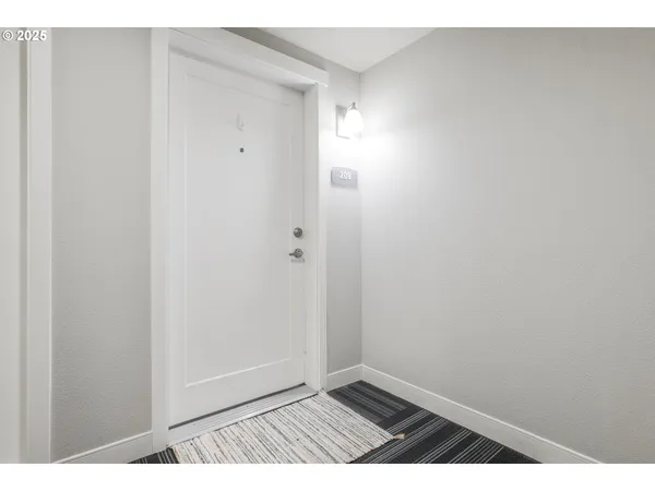 $329,999 | 11715 Southwest Valencia Lane, Unit 209, Wilsonville, OR 97070