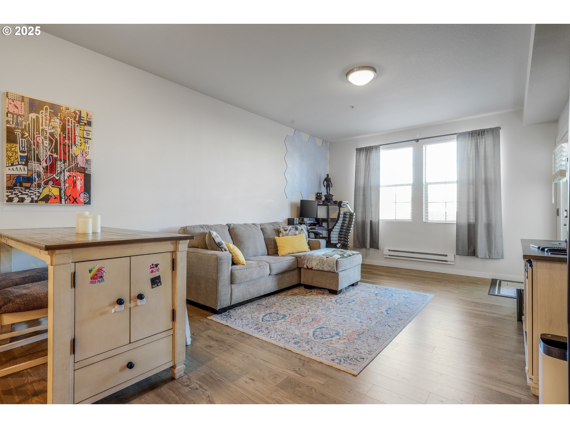 11715 Southwest Valencia Lane, Unit 209 Wilsonville, OR 97070 - Photo 9 of 22 Living Room