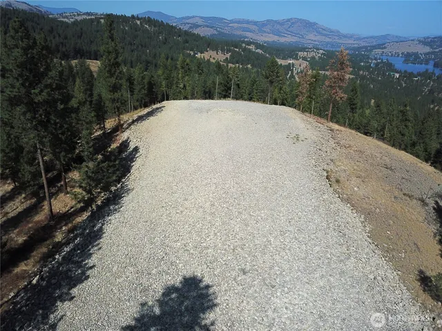 a view of a mountain