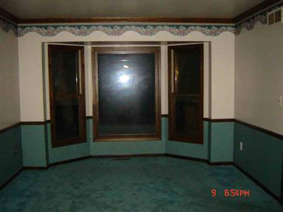 516 Shellbourne Drive Rochester, MI 48309 - Photo 11 of 14 20271087-10.JPG