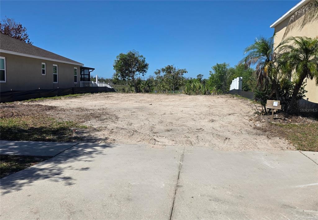 563 Vista Ridge Drive Ruskin, FL 33570 - Photo 3 of 8