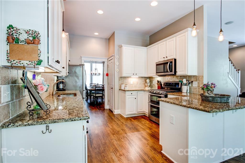 122 Sonnys Way Fort Mill, SC 29708 - Photo 15 of 39 Gallery Image 15