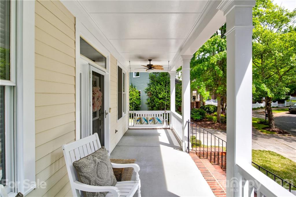 122 Sonnys Way Fort Mill, SC 29708 - Photo 4 of 39 Gallery Image 4