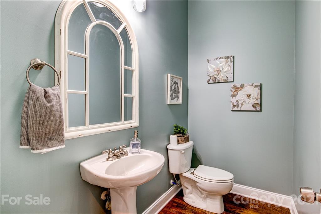 122 Sonnys Way Fort Mill, SC 29708 - Photo 10 of 39 Gallery Image 10