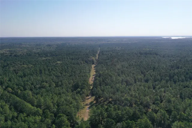 $1,757,597 | 3 Trinity Lady Park Road West, Trinity, TX 75862