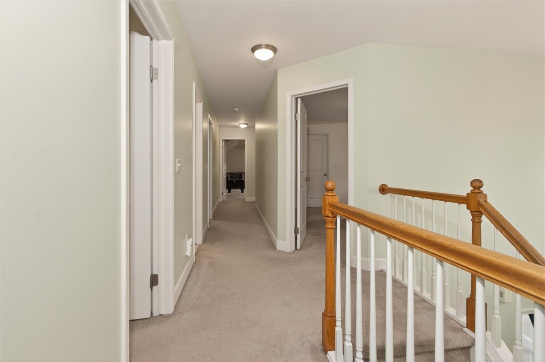 1762 Schlegel Road Webster, NY 14580 - Photo 26 of 47