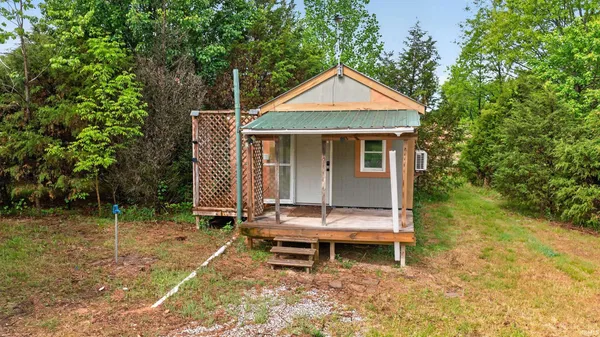 $119,900 | 588 Easy Street, Mitchell, IN 47446