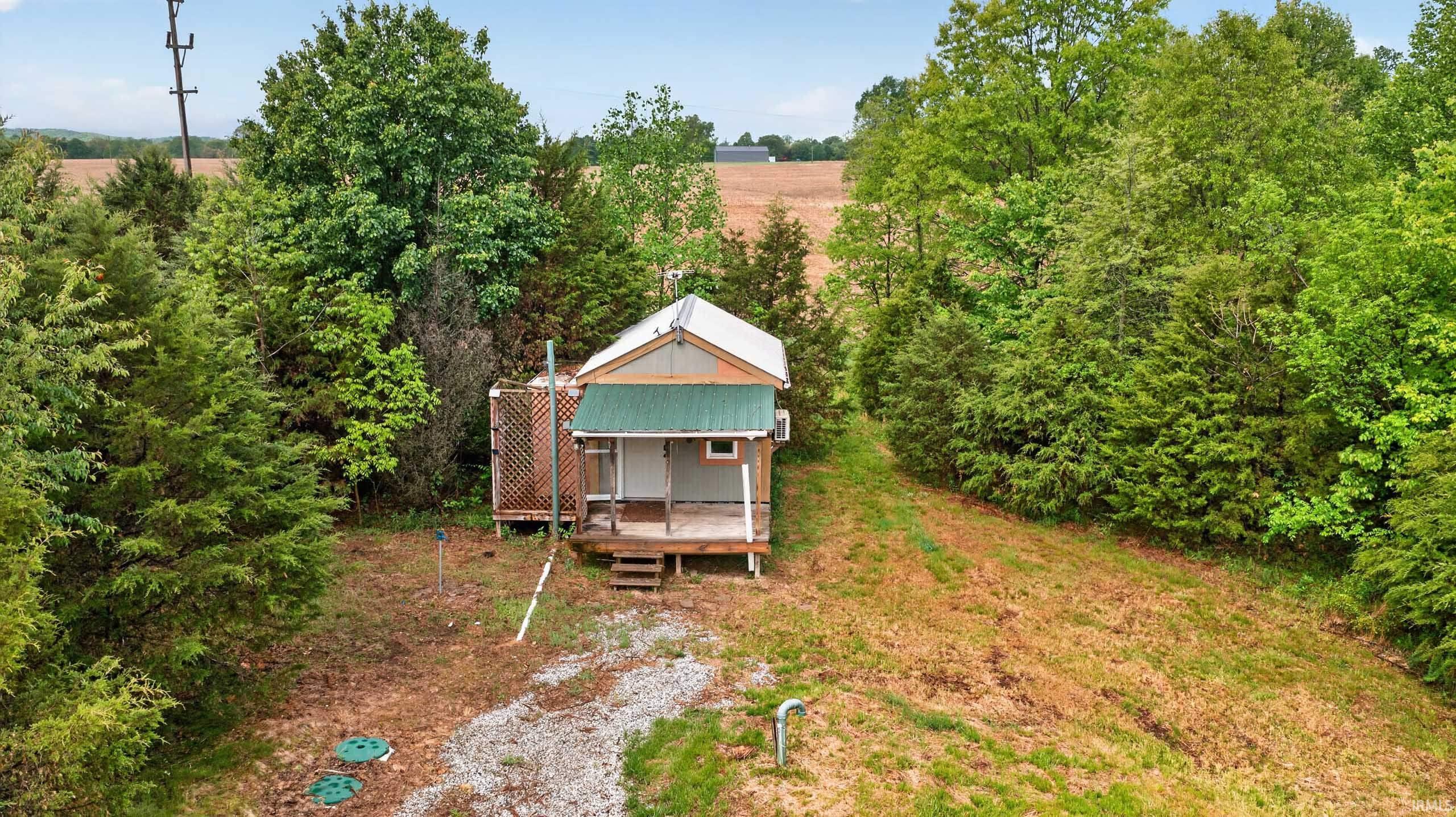 588 Easy Street Mitchell, IN 47446 - Photo 11 of 18