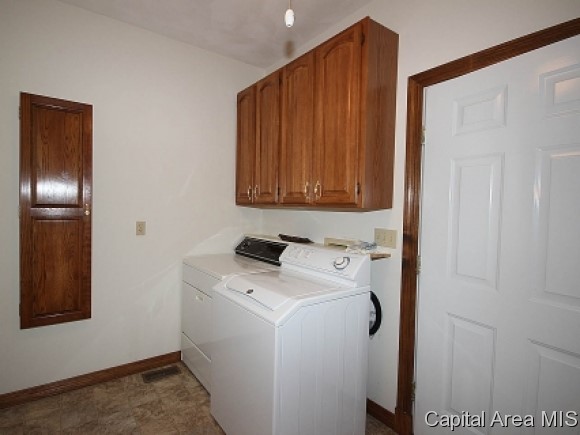 117 Timberridge Drive Springfield, IL 62702 - Photo 15 of 19