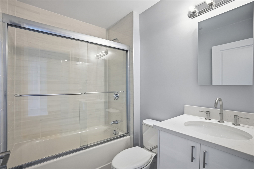 632 Centre Street, Unit 303 Boston, MA 02130 - Photo 13 of 18
