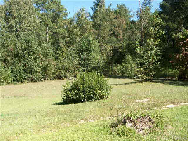 7794 Old Fairground Road Benson, NC 27504 - Photo 8 of 10 Gallery Image 8