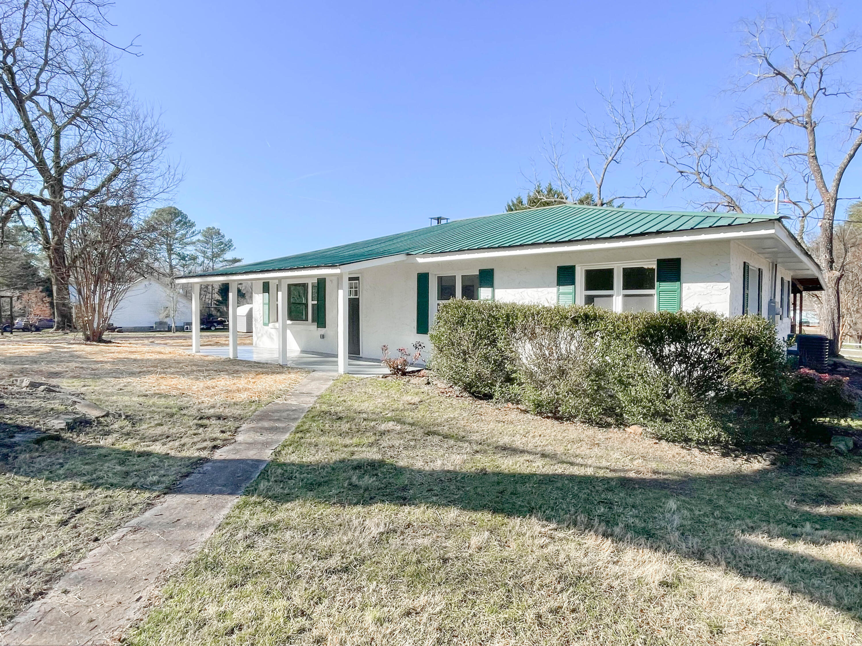 837 Center Grove Road LaFayette, GA 30728 - Photo 2 of 29 IMG_9503