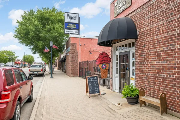 $459,000 | 4100 Vera Cruz Avenue North, Robbinsdale, MN 55422
