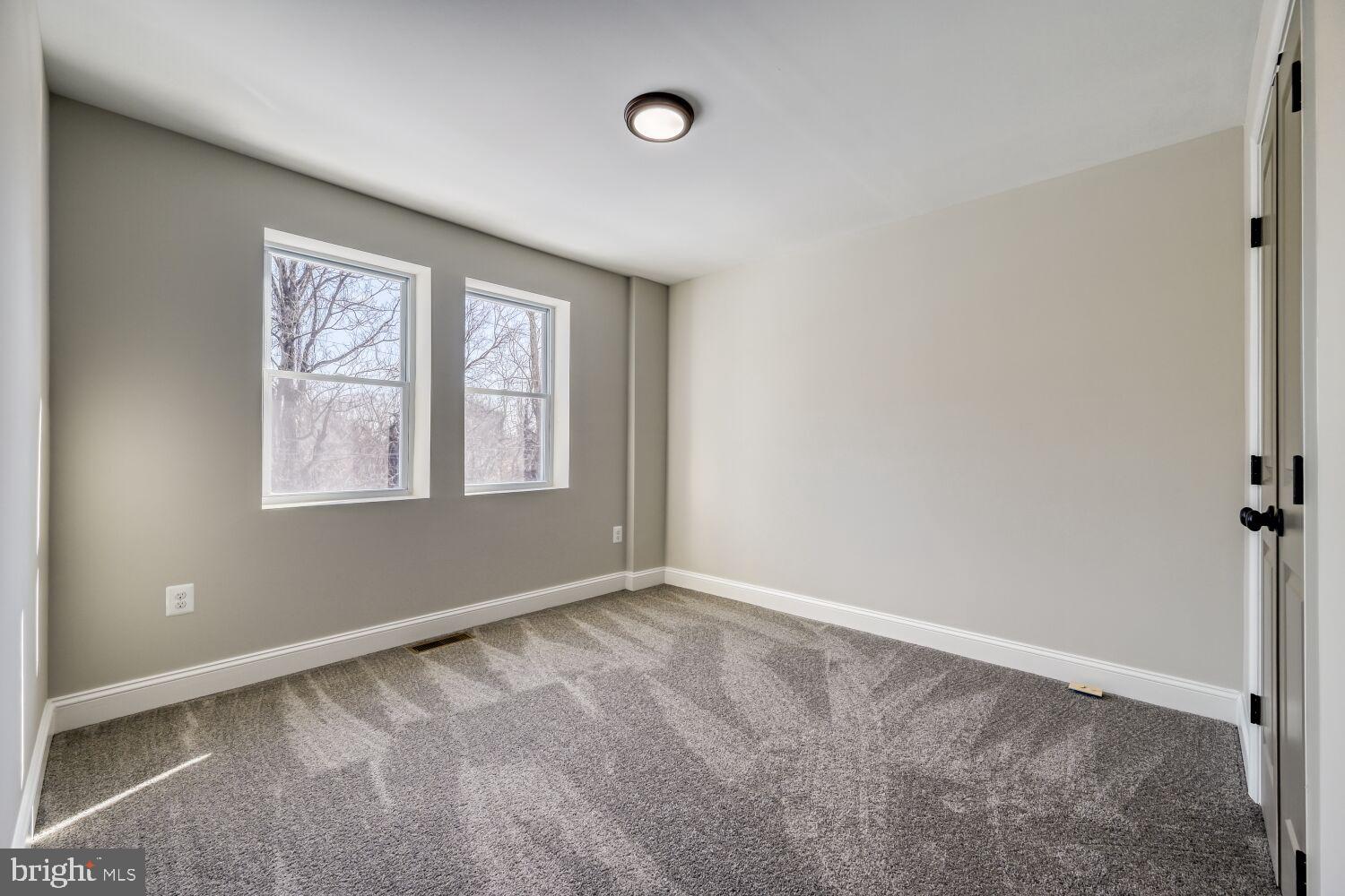 909 Allendale Street Baltimore, MD 21229 - Photo 9 of 19