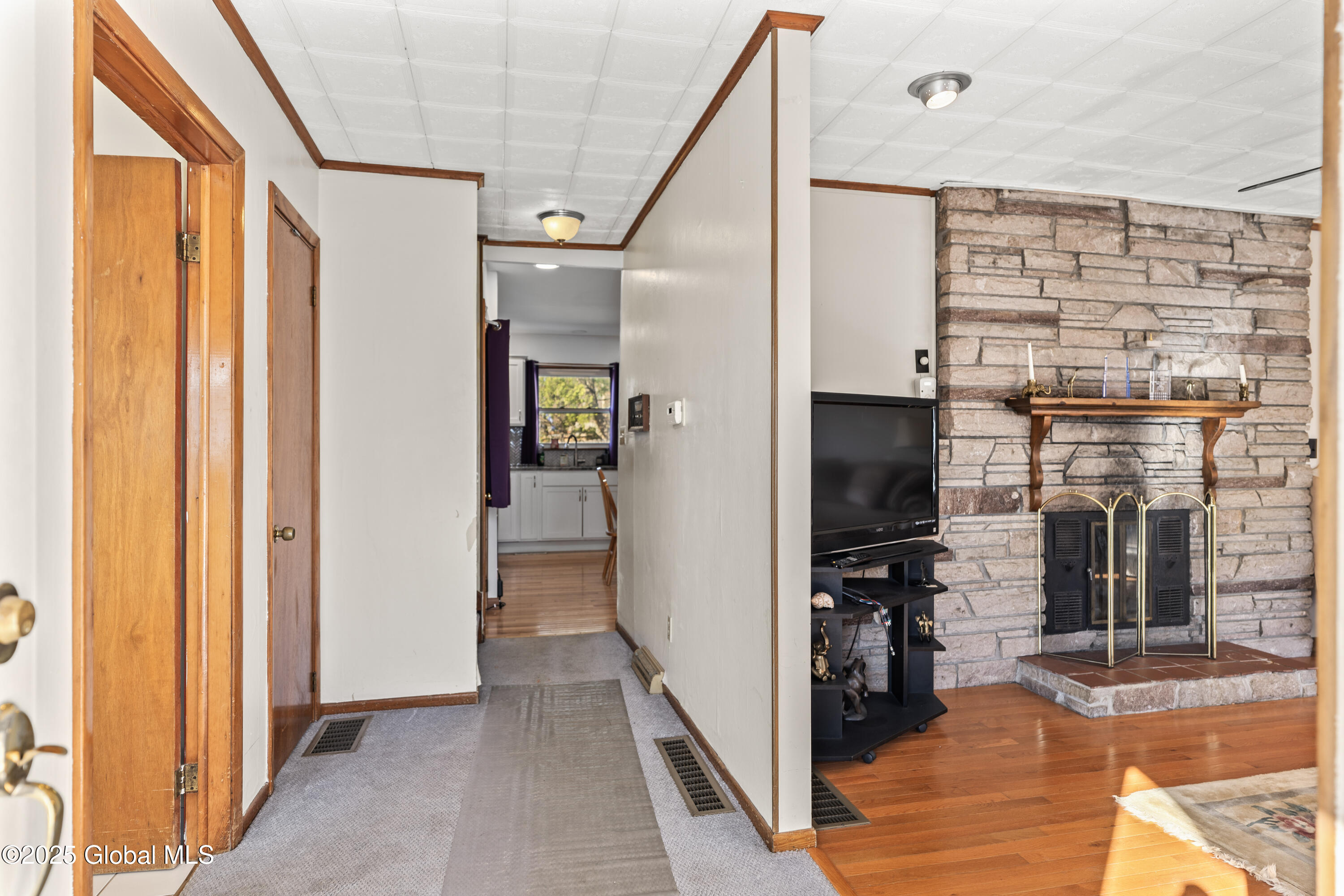 311 Belgrade Street Troy, NY 12182 - Photo 3 of 29 1000004709