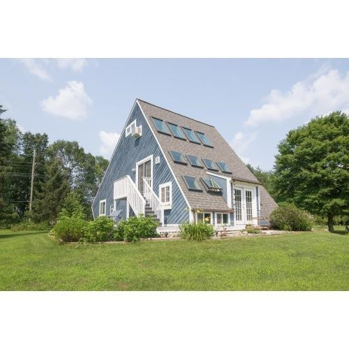3881 Hooker Road Pinckney, MI 48169 - Photo 1 of 95 Photo 1