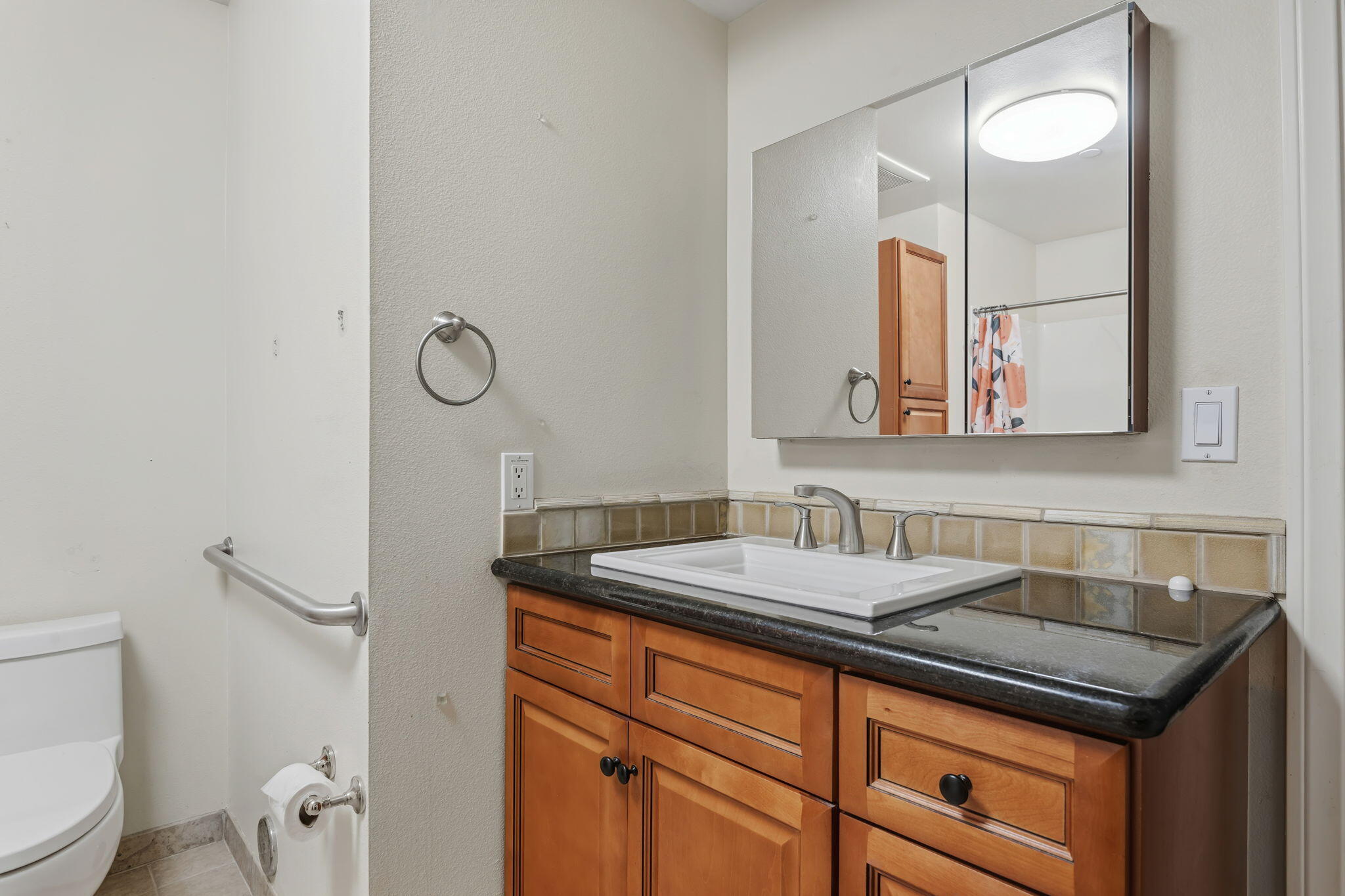 1442 South Rice Road Ojai, CA 93023 - Photo 51 of 54 67-Studio - Bathroom