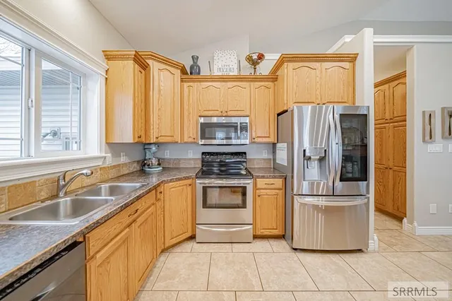 $579,000 | 1111 October Cove, Shelley, ID 83274