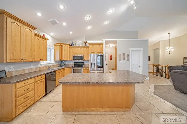 $599,000 | 1111 October Cove, Shelley, ID 83274