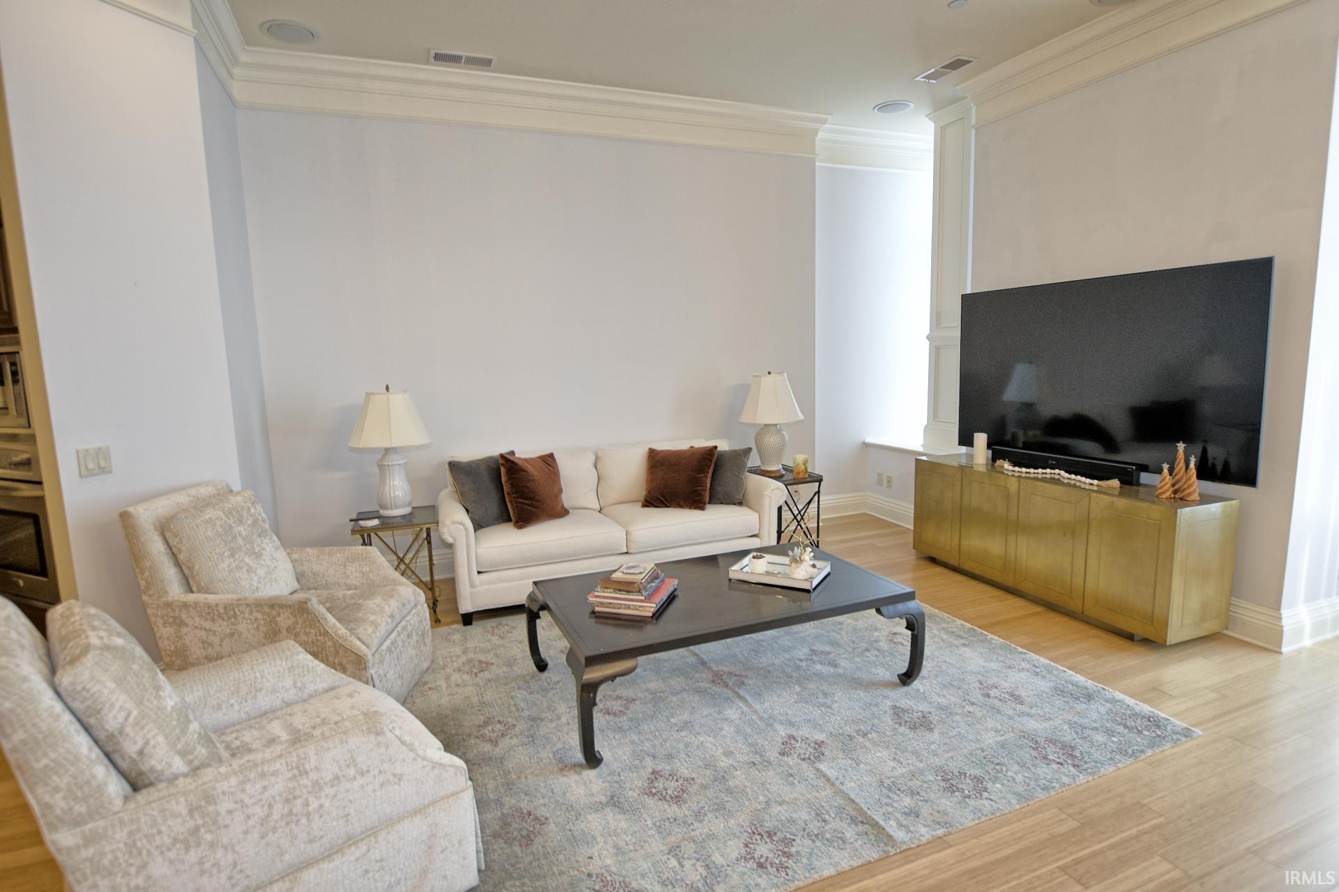 300 Main Street, Unit 2C Evansville, IN 47708 - Photo 11 of 28