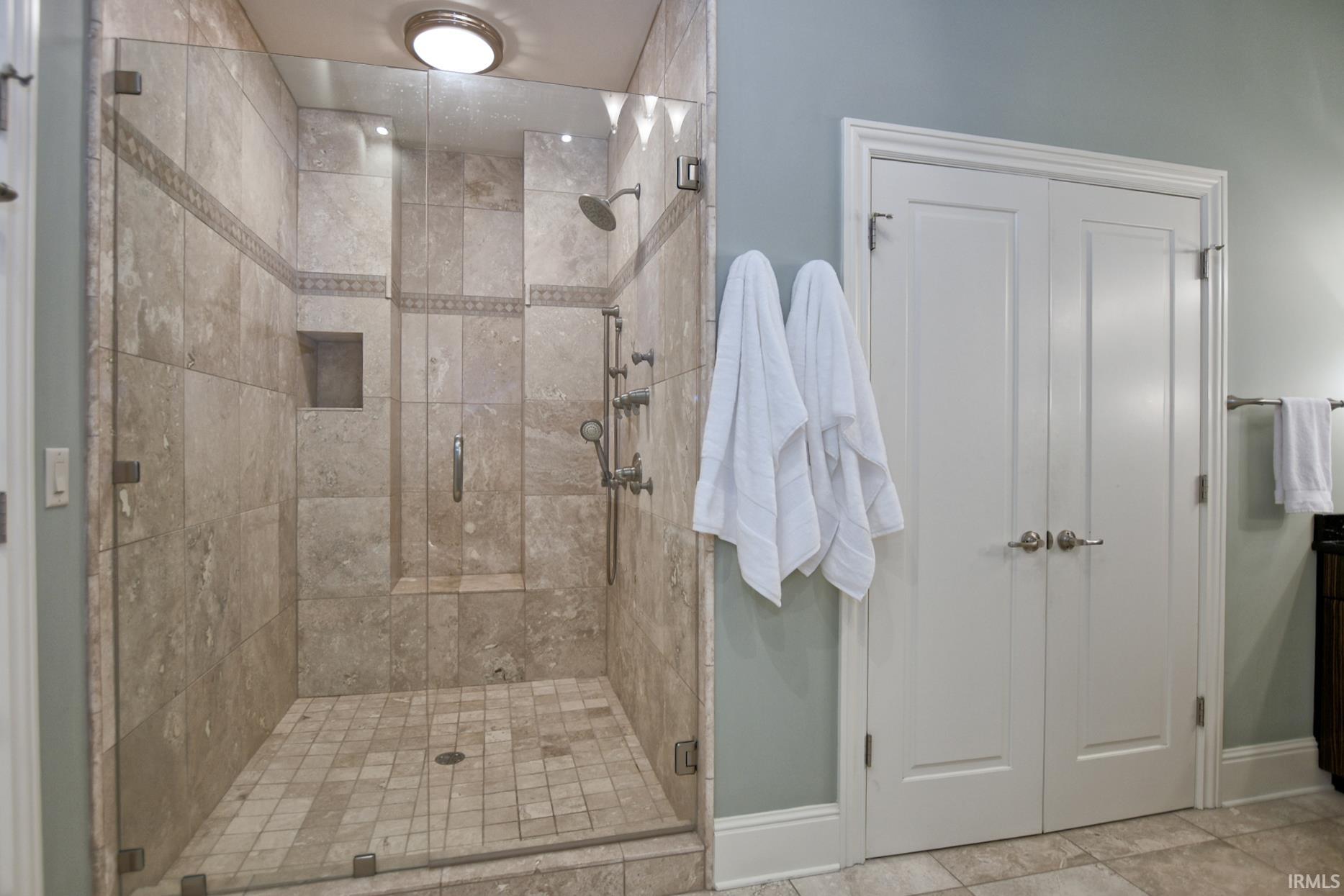 300 Main Street, Unit 2C Evansville, IN 47708 - Photo 17 of 28