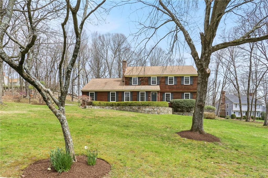 462 Galloping Hill Road Fairfield, CT 06824 - Photo 1 of 1