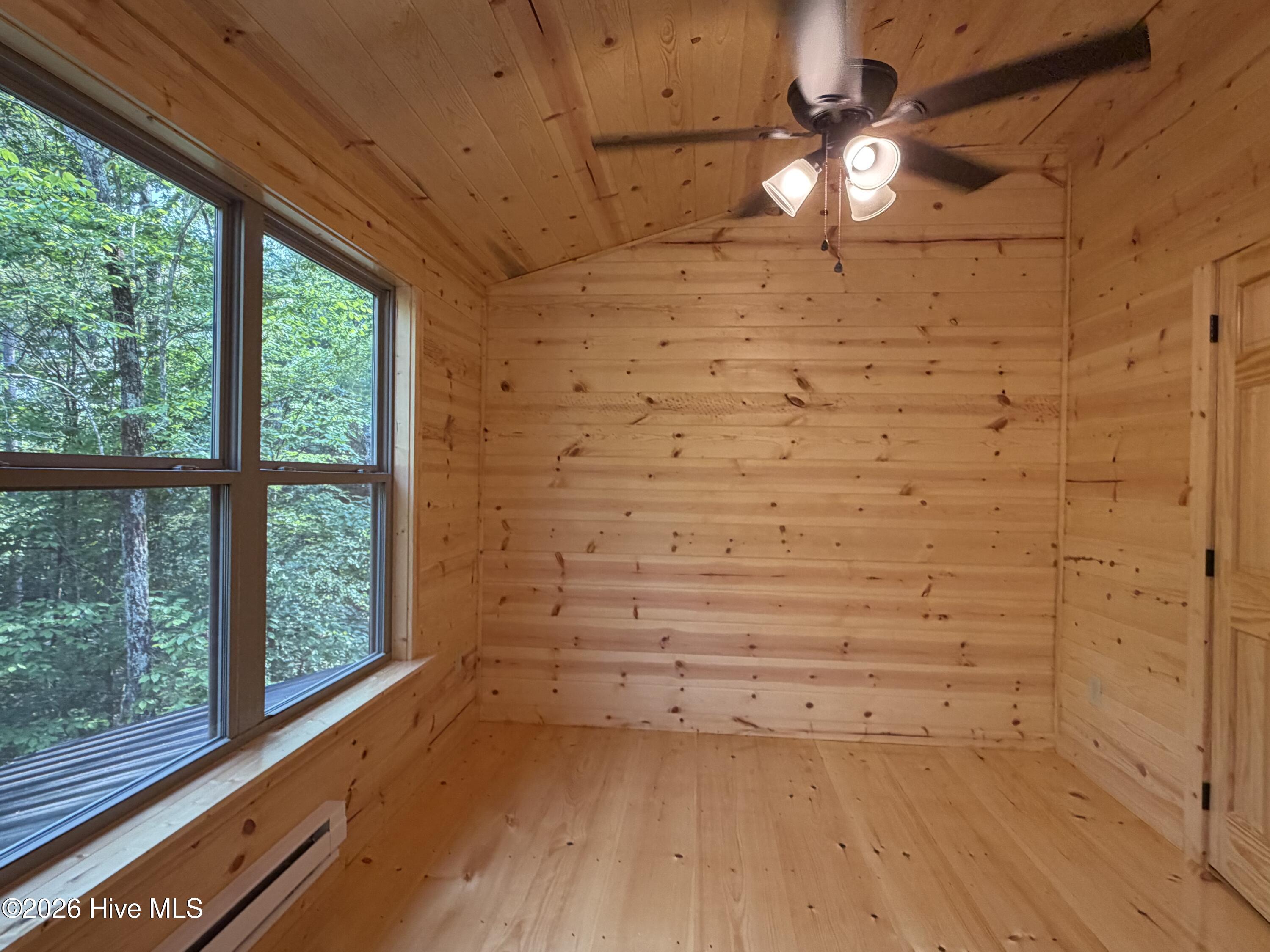 730 Whispering Ridge Drive Murphy, NC 28906 - Photo 20 of 22 Gallery Image 20