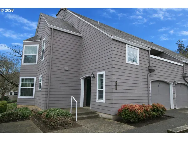 $325,000 | 8705 Southwest Curry Drive, Unit A, Wilsonville, OR 97070