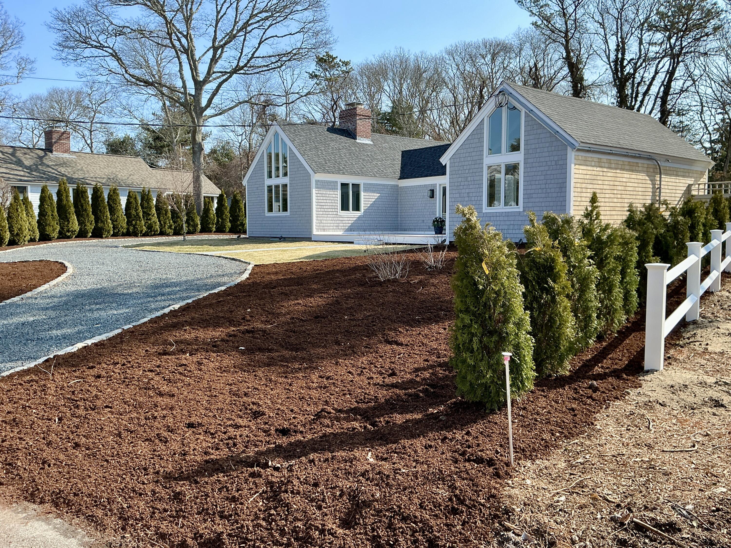 109 Waterway Mashpee, MA 02649 - Photo 4 of 31 IMG_1118