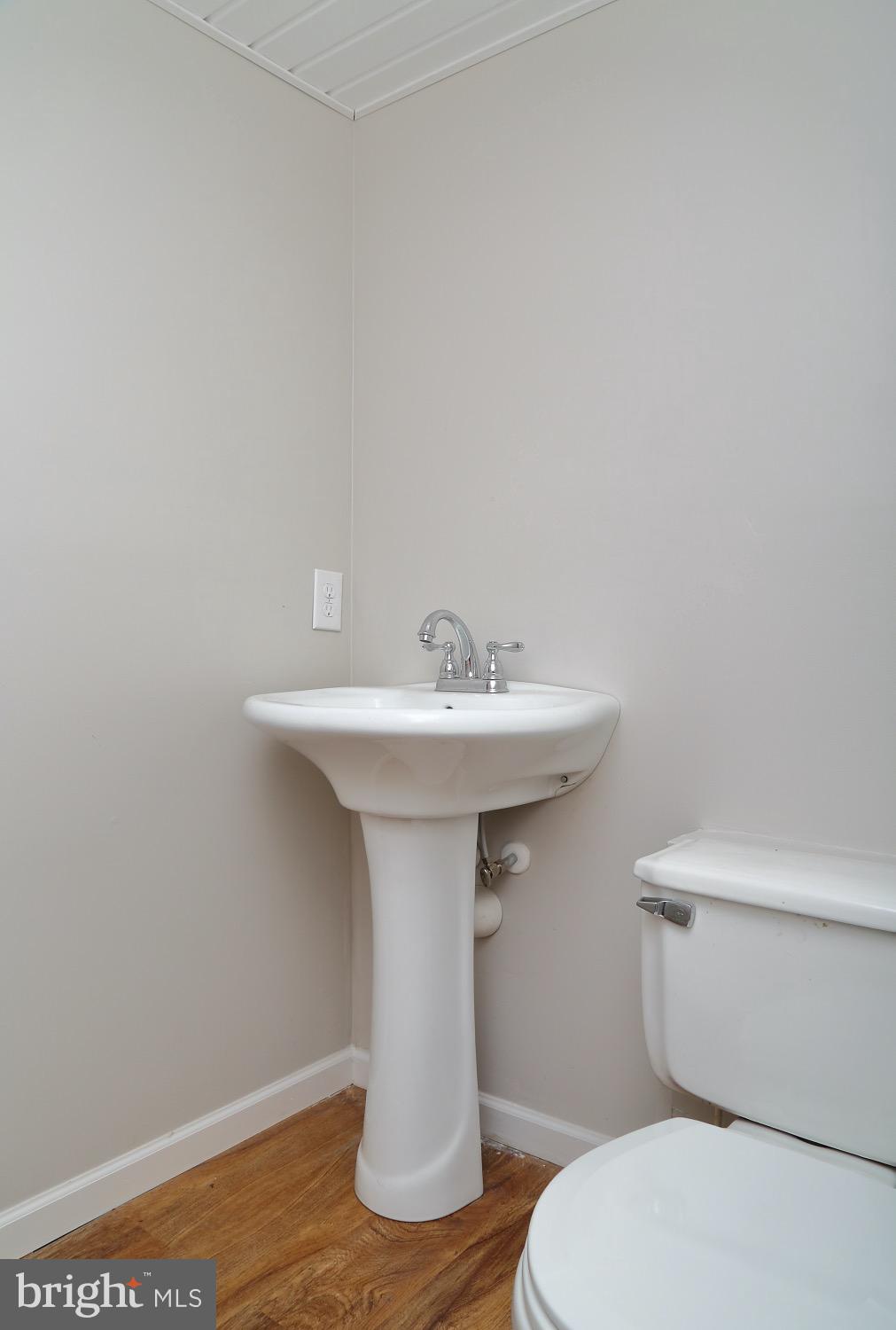 195 Kirks Mill Road Nottingham, PA 19362 - Photo 18 of 22 Half bath