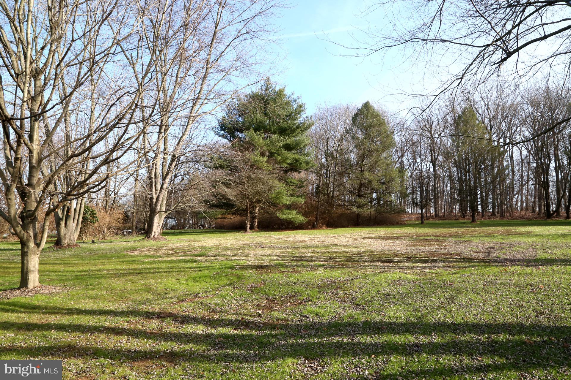 195 Kirks Mill Road Nottingham, PA 19362 - Photo 20 of 22 Deep yard that is just shy of an acre