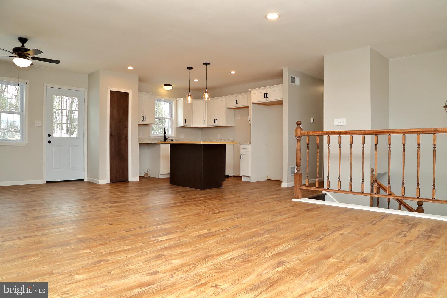 195 Kirks Mill Road Nottingham, PA 19362 - Photo 7 of 22 LR toward Kitchen