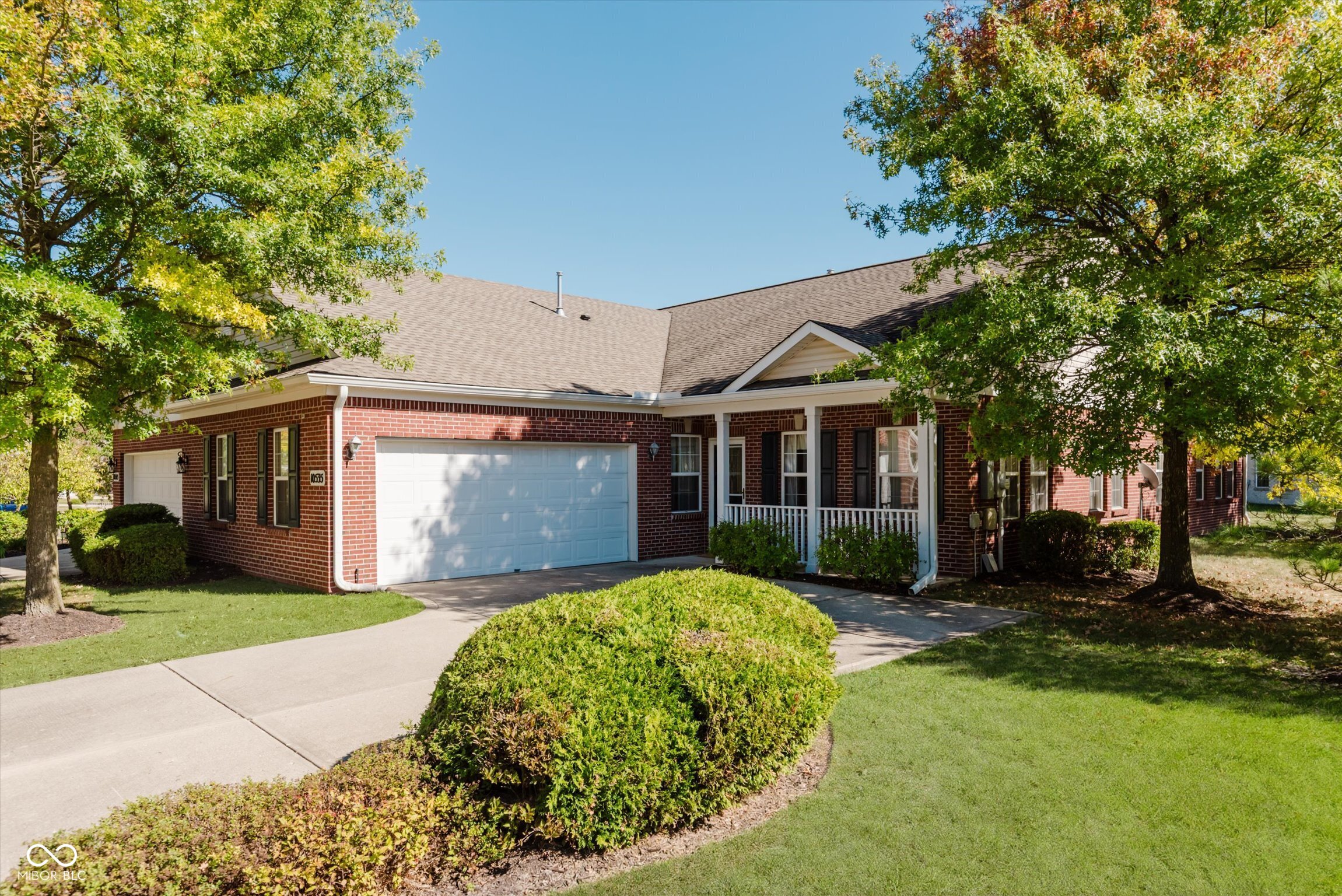 10535 Pine Valley Path Indianapolis, IN 46234 - Photo 2 of 27