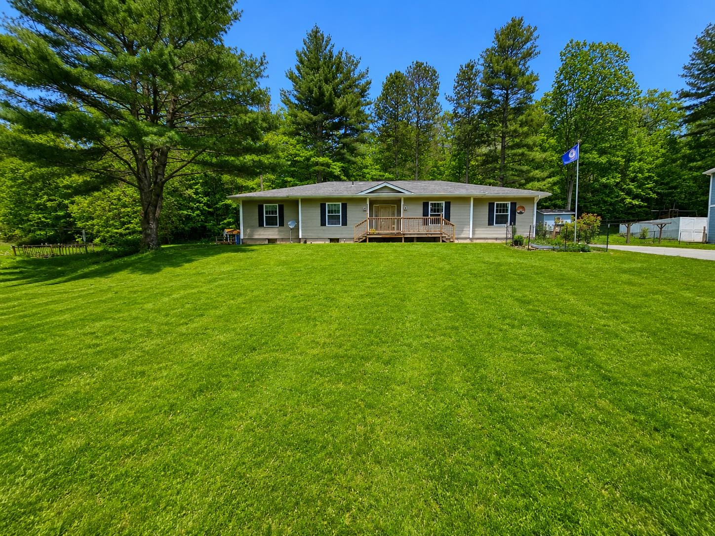 69 Edgewood Drive Newport, VT 05855 - Photo 37 of 42
