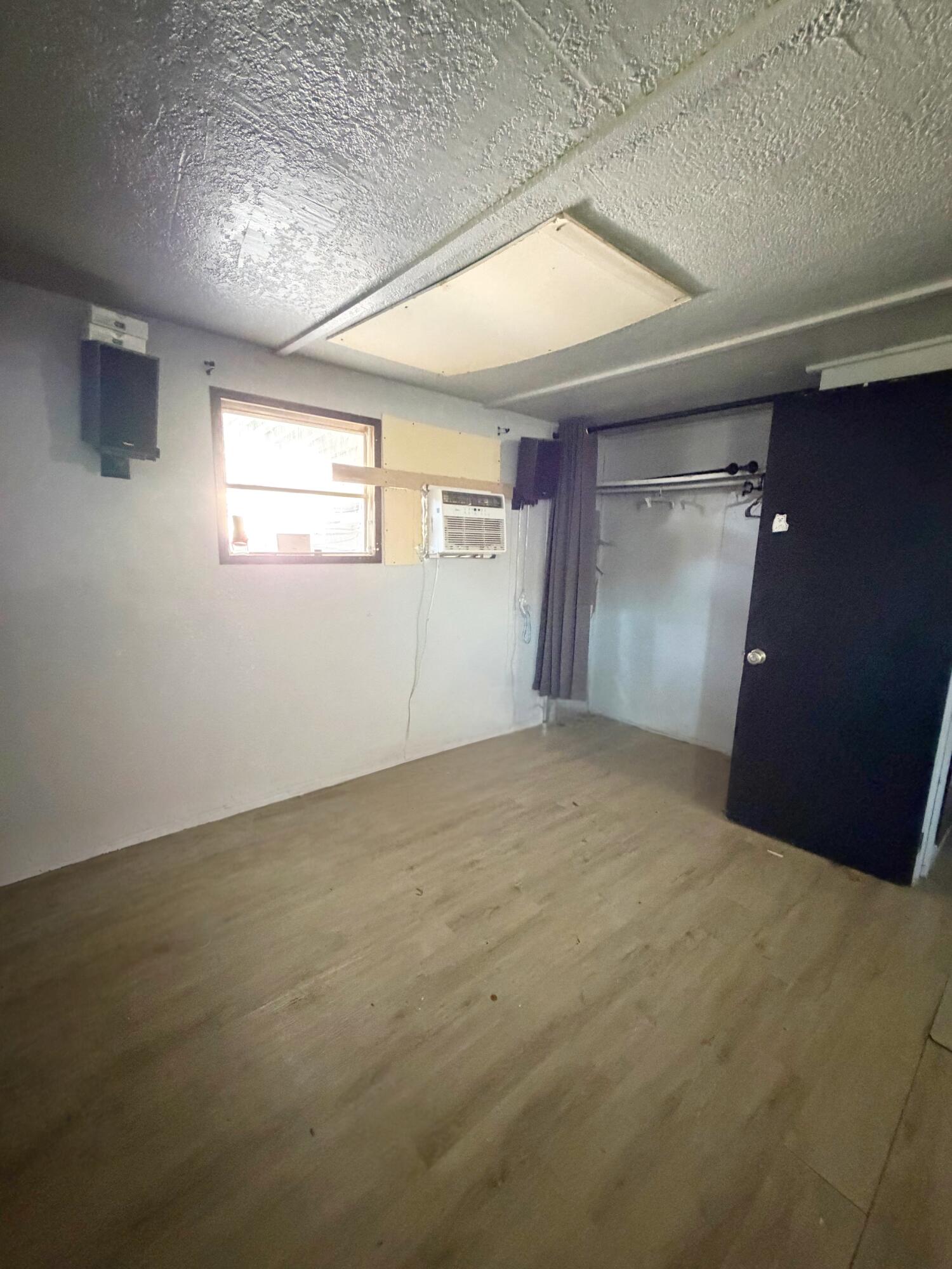3589 West Wells Road, Unit 30 Blythe, CA 92225 - Photo 7 of 10 space 35