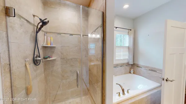 $505,000 | 223 Canterbury Circle, Blakeslee, PA 18610