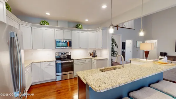 $505,000 | 223 Canterbury Circle, Blakeslee, PA 18610