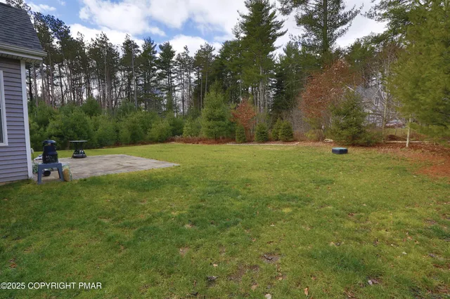 a view of a basketball court