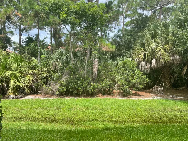 $290,000 | 5071 Southeast Mariner Garden Circle, Stuart, FL 34997