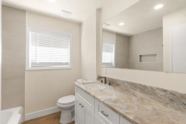 $1,995 | 821 Mark Street, Deer Park, TX 77536