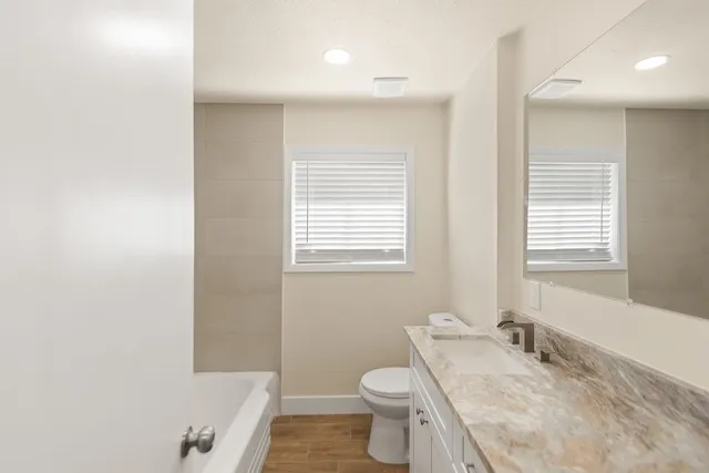 $1,995 | 821 Mark Street, Deer Park, TX 77536