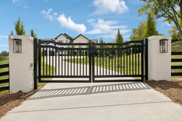 $10,000,000 | 1801 Franklin Hills Lane, Franklin, TN 37069