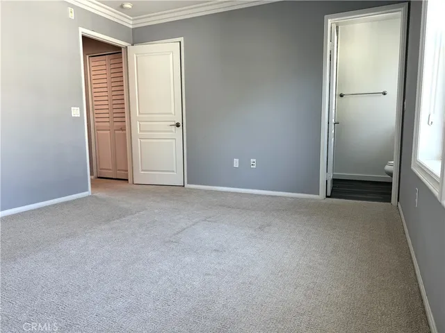 a bathroom with a tub