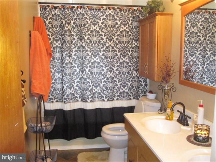 1605 White Oak Road Williamstown, NJ 08094 - Photo 11 of 20 Gallery Image 11